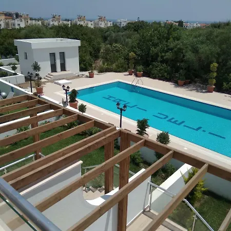 Апартаменты Romantic Near The Casino And Sea