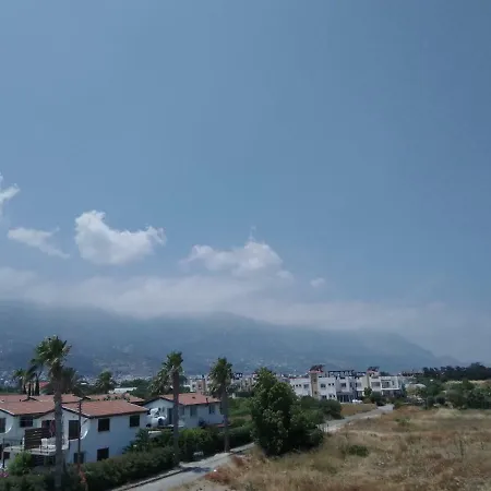 Апартаменты Romantic Near The Casino And Sea Karavas (Northern Cyprus)